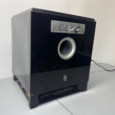 Yamaha YST-SW015 Powered Subwoofer Home Theater Sub Audio Bass Vintage DAMAGE image 2