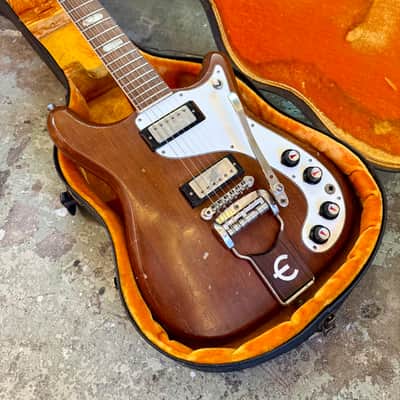 Epiphone Crestwood Wilshire c 1963 - Cherry original vintage USA Pat no PAF mini Humbucker tremotone vibrato Kalamazoo Gibson image 2