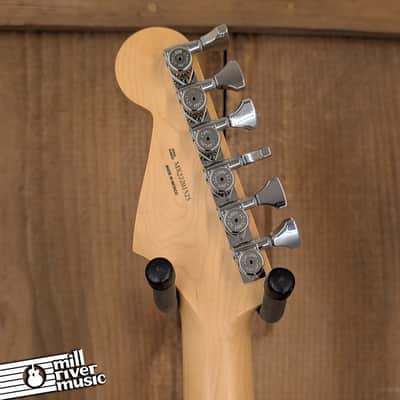 Fender Duo Sonic Player Series w/hipshot tuners 2022 - Used image 6