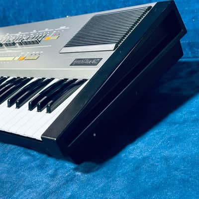 Roland HS-60 Vintage Analog Synthesizer • Juno 106 with Speakers • NEAR MINT • Pro Restoration • Warranty image 12