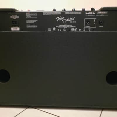 Fender Tone Master FR-212 1000-Watt 2x12" Active Guitar Speaker Cabinet Black image 3