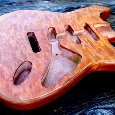 Stratocaster body, mahogany/maple image 7