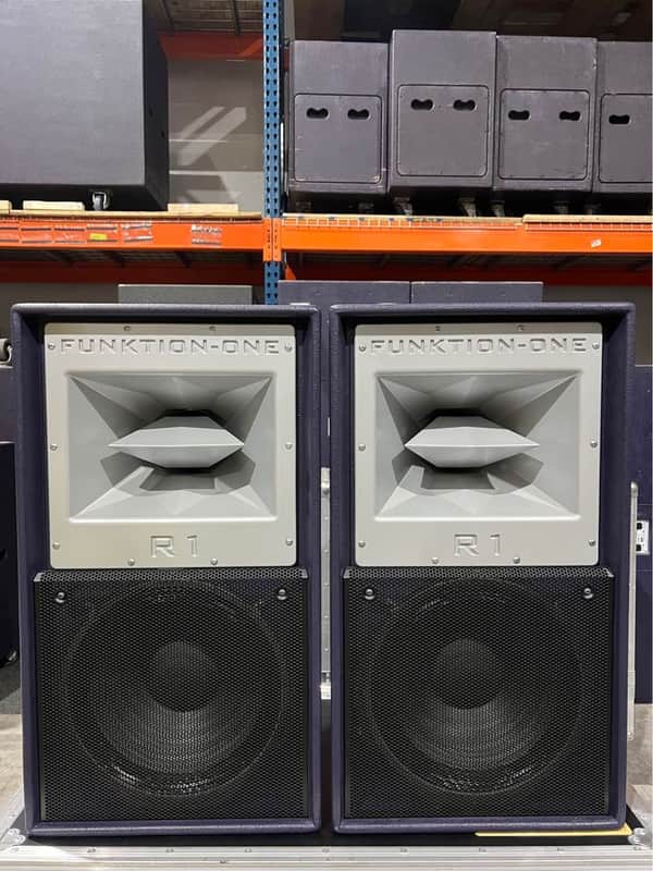 Funktion One Resolution 1 - Pair / Excellent Condition image 1