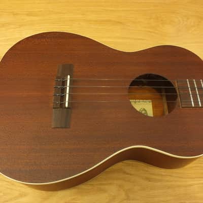 Kala KA-BE Bariton Ukulele image 4