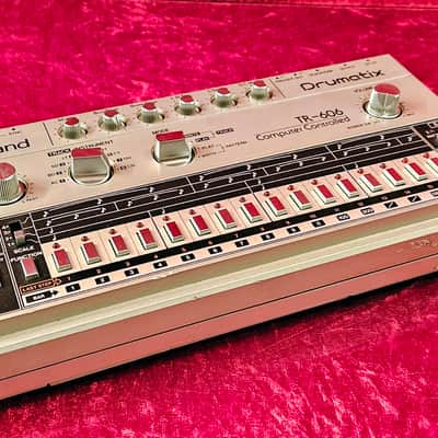 Roland TR-606 Drumatix Analog Drum Machine Drumcomputer TOP image 3