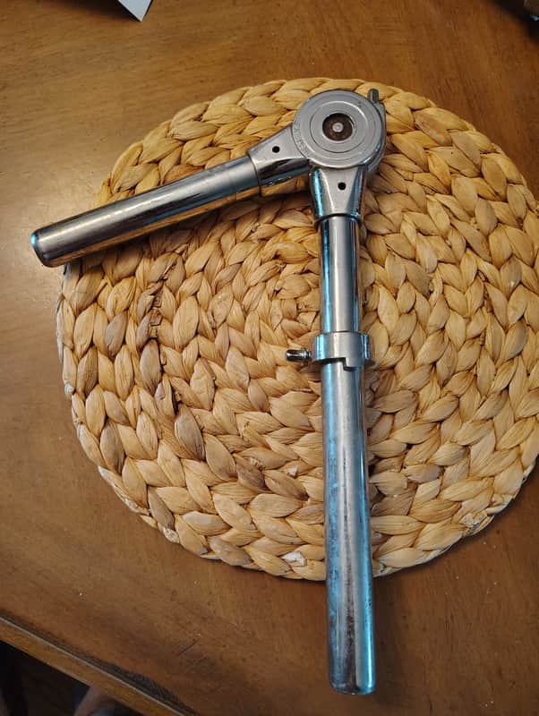 Pearl Uni Loc Tom Mount (older version) - Chrome image 1