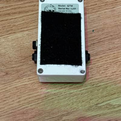 Pigtronix Quantum Time Modulator 2013 - White image 2
