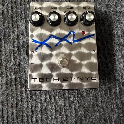 Tech 21 XXL Drive 1990s Diamond Plate | Reverb