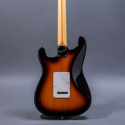 Fender American Standard Stratocaster 1995, Sunburst image 6