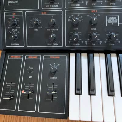 Yamaha CS-15 Duophonic Synthesizer 1978 - 1982 - Black image 8