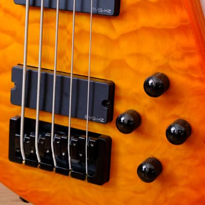 Spector Q5 Pro 5 string bass Amber Burst Finish + EMGHZ Pickups + EMG BTS Preamp + Original Case image 2