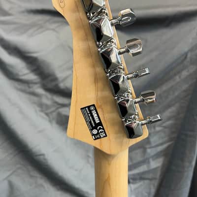 Yamaha PAC012 Pacifica HSS with Rosewood Fretboard 2010 - Present - Black image 5