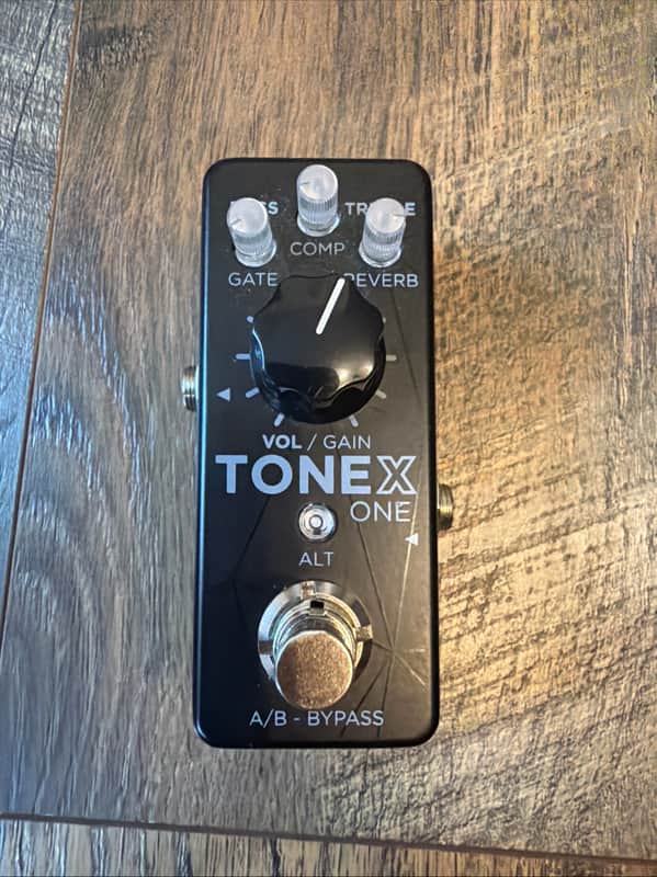 IK Multimedia ToneX One