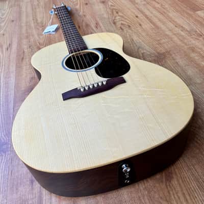 Martin 000-X2E Brazilian Satin Natural image 5