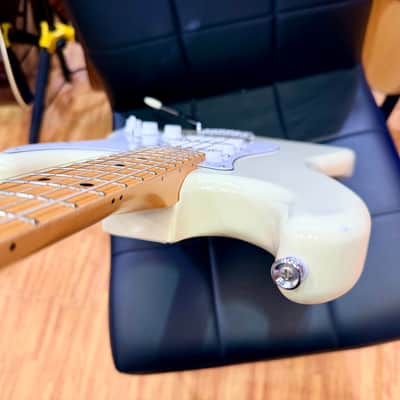 ๐2025๐ Fender Standard Stratocaster Electric Guitar~ Olympic White~ Maple Neck! image 17
