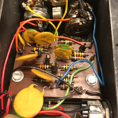 1968 Maestro Fuzz-Tone FZ-1B image 8