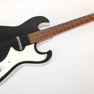 Silvertone (Danelectro) 1448 • Lipstick Pickup • 1966 • Black Sparkle • Exc image 1