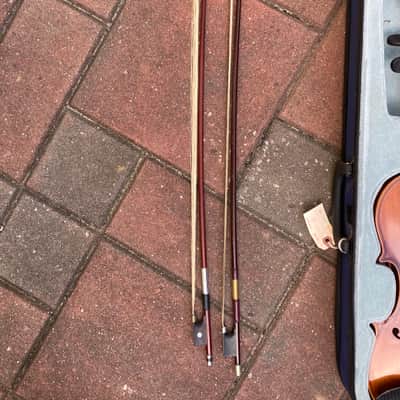 Antonius Stradivarius Cremonensis Faciebat Anno 1713 made in Czechoslovakia Violin burst image 11