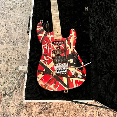 Fender EVH Stratocaster 2007 - Original EVH image 2