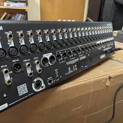 Allen & Heath QU-24C Chrome Edition 24-Channel Digital Mixer 2010s - Black image 3