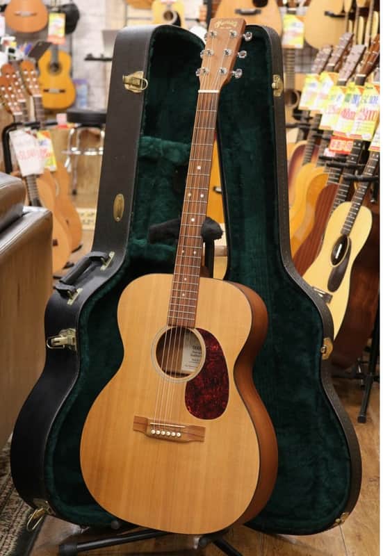 Martin Road Series 000M