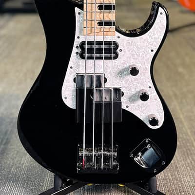 Yamaha Attitude Limited III Billy Sheehan Signature Bass (2011) Black, DiMarzio Relentless Bridge Pickup w/Case Candy & Yamaha Hardshell Case USED image 2