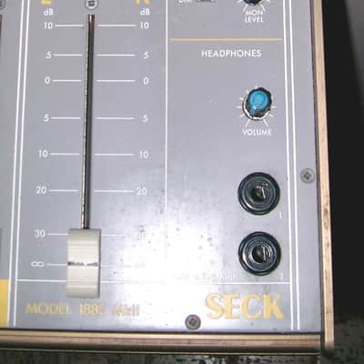 Seck 1882 MKII Studio and Live Console with power supply image 5
