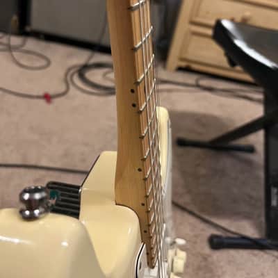 Fender Strat Plus with Maple Fretboard 1989 - 1995 - Arctic White image 6