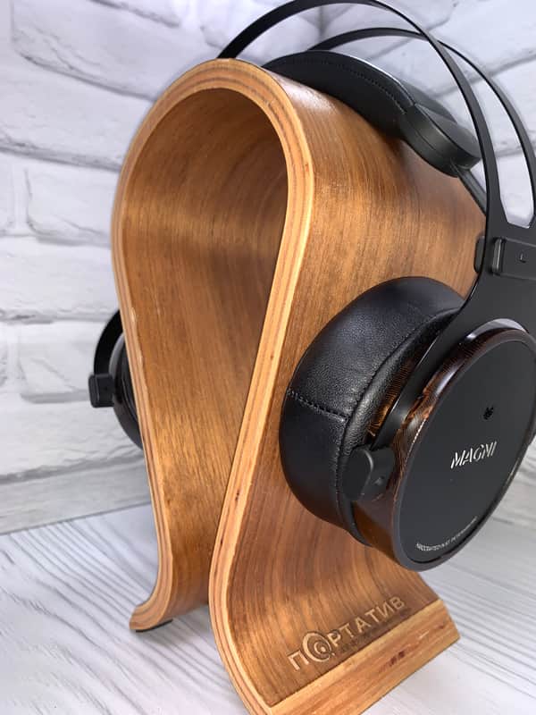 Kennerton Magni V3 headphones