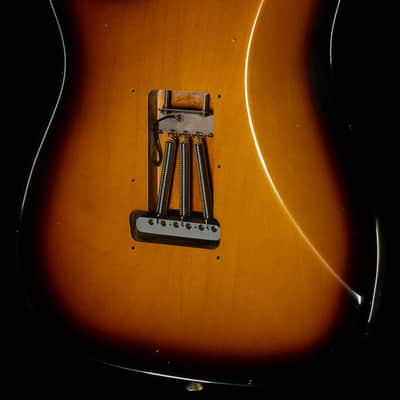 Fender Custom Shop Willcutt True '57 Stratocaster Journeyman Relic 2-Tone Sunburst 65 C (547) image 2