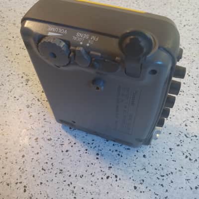 Panasonic RQ-SW20 Portable Cassette Tape Player Walkman Yellow Vintage 80s 80s image 4