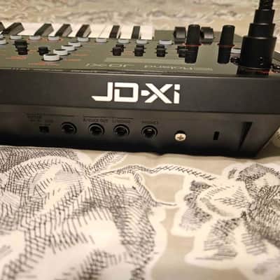 Roland JD-Xi 37-Key Hybrid Analog/Digital Crossover Synthesizer with Vocoder and Gooseneck Microphone image 4