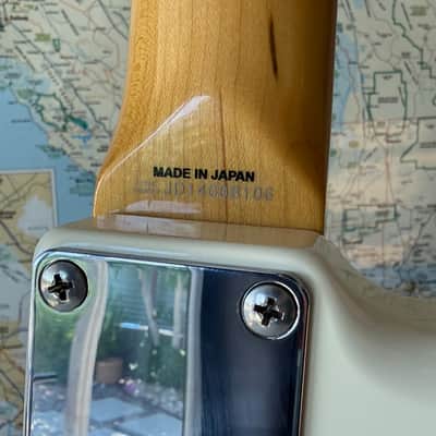 MIJ Japan Fender Jazzmaster Classic 60s Import 2014 w/ hard shell case- Vintage White image 4
