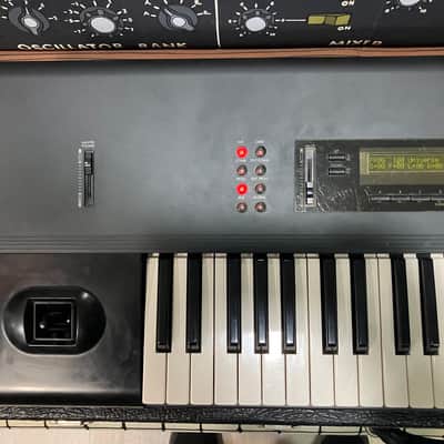 Korg M1 Music Workstation with case image 6