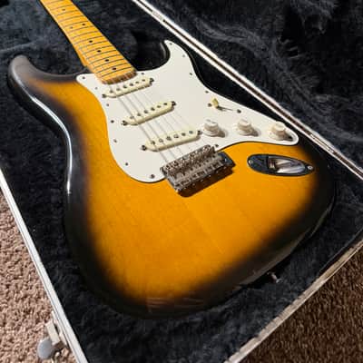 Fender 1986 American Vintage '57 Stratocaster - 2-Color Sunburst image 9
