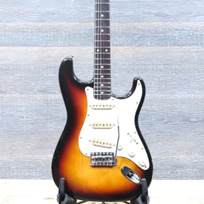 Fender '62 Stratocaster Reissue STD-62 MIJ 3-Color Sunburst El. Guitar w/Case image 2