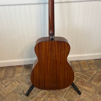 Alvarez Acoustic Guitar RF8 Mahogany & Spruce w/Hard Case image 9