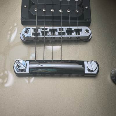 Gibson Adam Jones Signature Les Paul (in mint condition) Standard 2022 - Present - Antique Silverburst. image 3