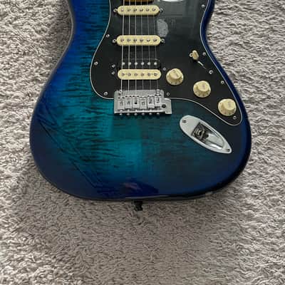 Fender Player Stratocaster HSS Plus Top 2019 Blue Burst Special Edition Guitar image 2