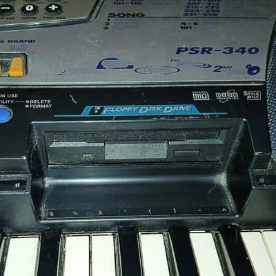 Yamaha PSR-340 Workstation Keyboard Piano Synth MIDI Disk Drive Disks Power Supply image 5