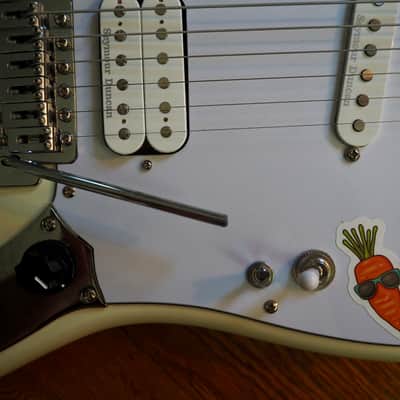 Squier Paranormal Cyclone - Seymour Duncan Pickups image 3