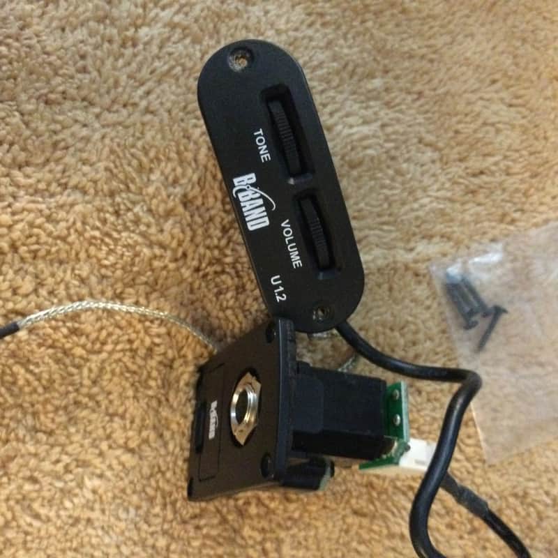 B BAND U 1.2 Ukulele Pickup & Preamp System