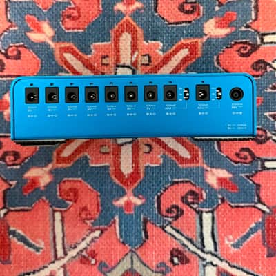 Strymon Zuma 9-Output High Current DC Power Supply 2016 - Present - Blue image 2