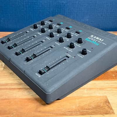 Kawai RevMix 4 Channel 8 Input Analog Mixer On-Board Reverb Effects image 3