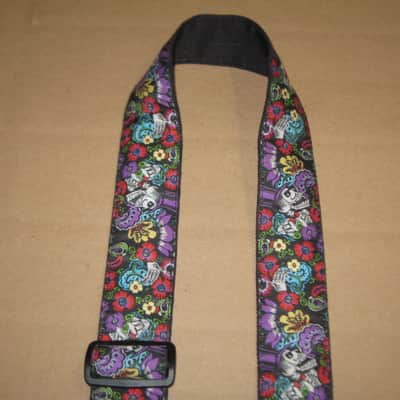 lightly used Perri's 2" Floral Skulls Jacquard Guitar Strap, TWS-7274, Floral Skulls High Quality Jacquard Ribbon Sewn on Tubular Webbing with Leather Ends, Adjustable length 39" to 58" (from early 2020s) image 17
