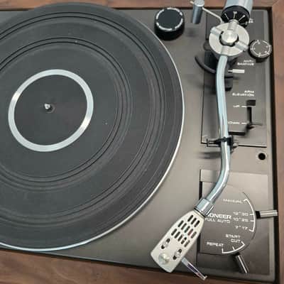 Pioneer PL-A45D Vintage Fully Automatic Belt Drive Stereo Turntable Record Player Wood Veneer & Black image 3