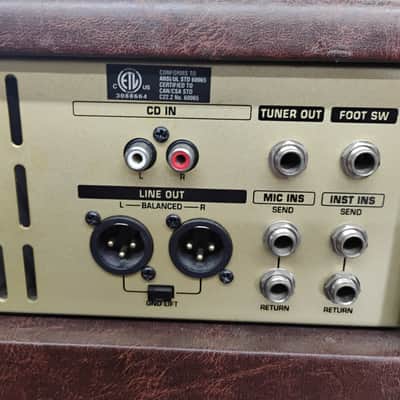 Behringer Ultracoustic ACX1800 180-Watt 2-Channel Acoustic amp W. Road Case image 4