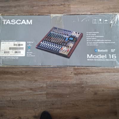 TASCAM Model 16 Multitrack Recorder / Mixer / Audio Interface 2019 - Present - Black with Wood Cheeks image 2