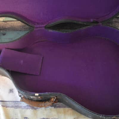 Vintage Original 20's-30's Hardshell case from Martin image 4