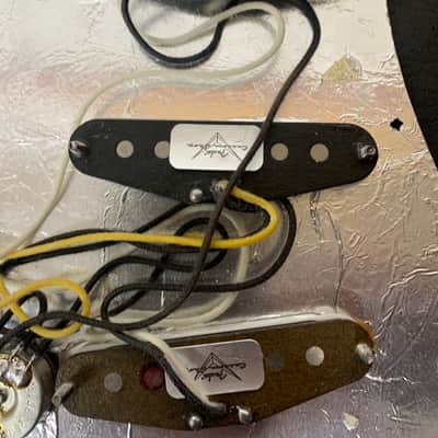 Fender Custom Shop Texas Special 90’s Loaded pickguard! - White image 3